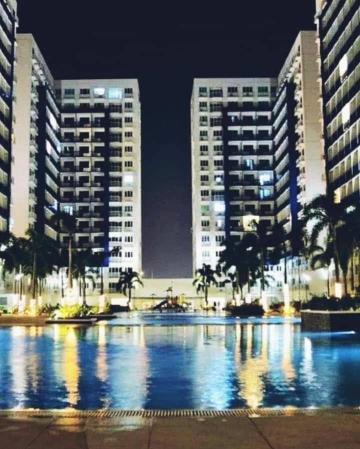 Rhm Sea Residences Condostaycation Moa,Smx פאסאי מראה חיצוני תמונה